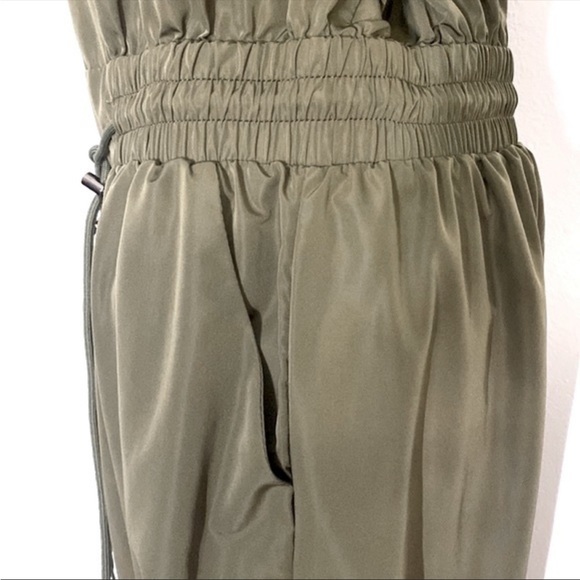 NWOT FASHION NOVA Green Aviator  Strapless Silky Cargo Jumper Romper Jumpsuit M - Picture 13 of 16